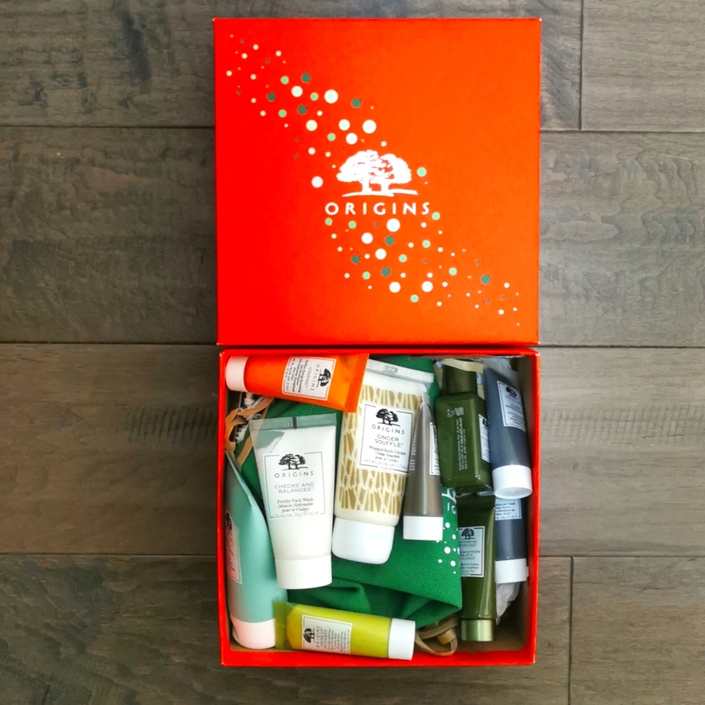 NWT - Origins gift set (11 pieces)